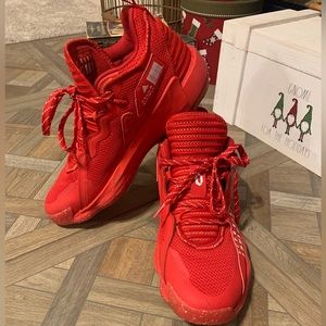 Adidas tennis shoes